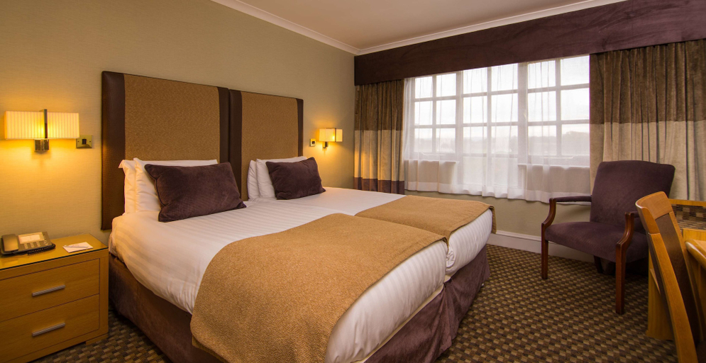 Bedroom 4, Best Western Plus Dunfermline Crossford Keavil Hou, Fife
