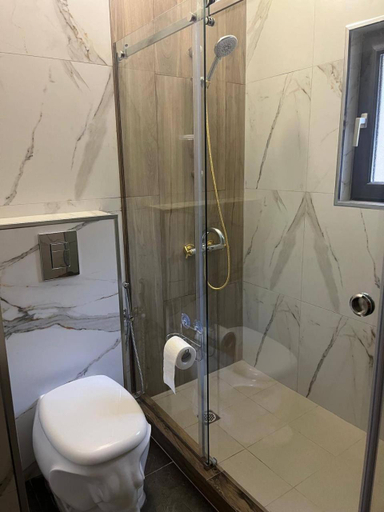 Bathroom 3, Two Dilijan big pool