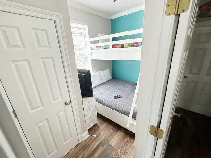 Bedroom 3, Turquoise Waters, Okaloosa