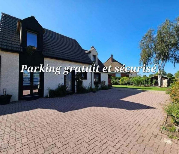 Exterior & Views 2, Les Epinettes, Oise