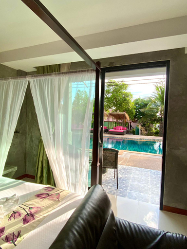 Bedroom 30