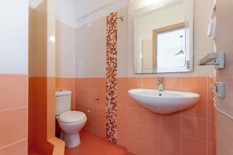 Bathroom 5, KALLISTI STUDIOS, South Aegean