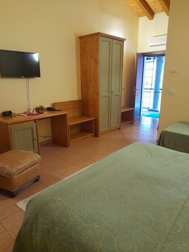 Bedroom 2, Gelindo dei Magredi Casa Rossa, Pordenone