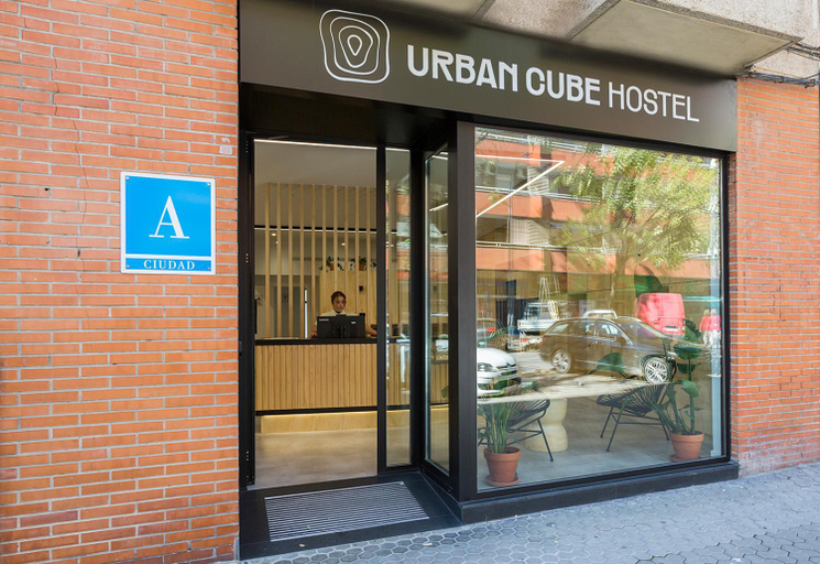 Exterior & Views 2, Urban Cube Hostel Sevilla, Sevilla