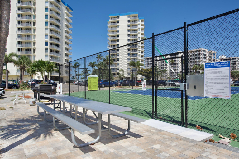 Others 1, Estero Beach & Tennis 207-a, Lee