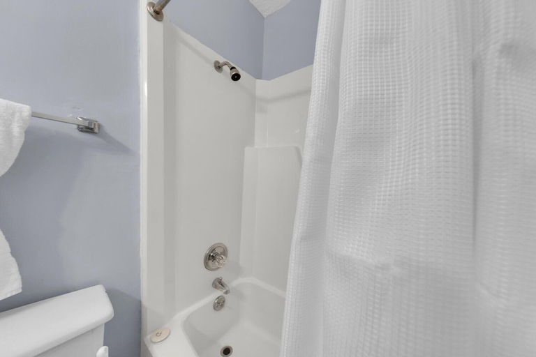 Bathroom 3, Top of the Gulf 416, Bay