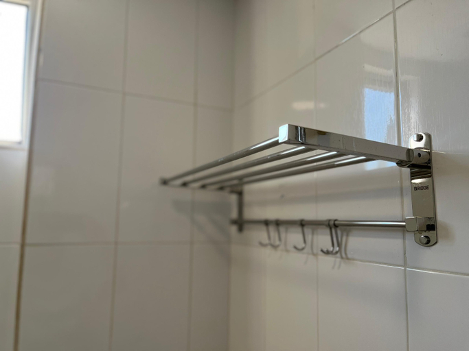 Bathroom 4