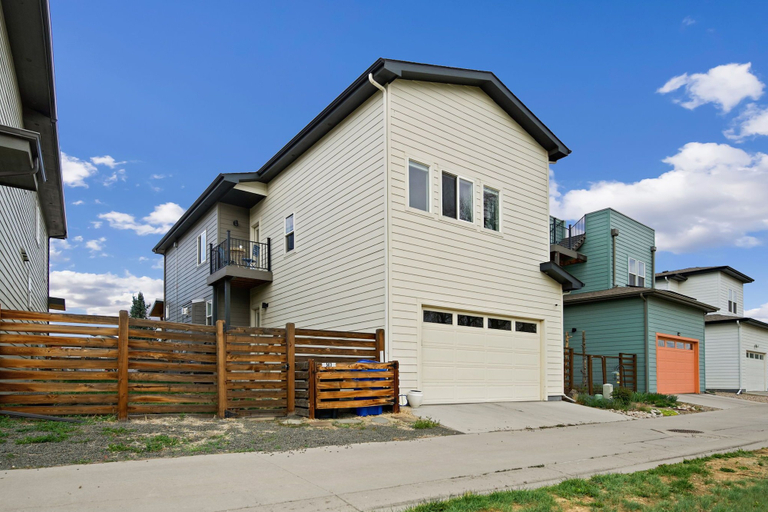 Exterior & Views 2, The Colorado House in Old Town Brewery District, Larimer