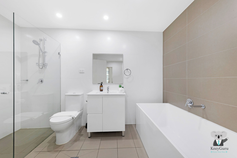 Bathroom 2, Kozyguru | Mascot | 2-Bed Close To Train, Sydney