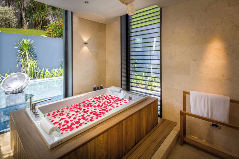 Bathroom 4, Villa Amaravida, Pulau Phuket