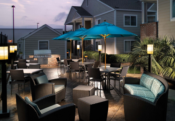Food & Drinks 4, Sonesta ES Suites Montgomery, Montgomery