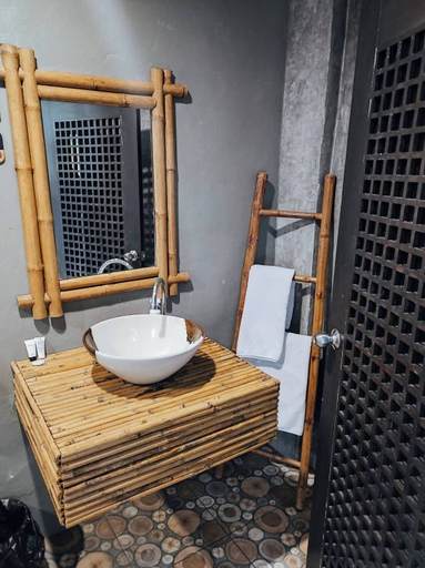 Bathroom 3