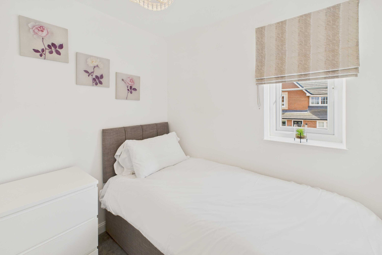 Room 4, Host Stay Orient House, Stockton-on-Tees