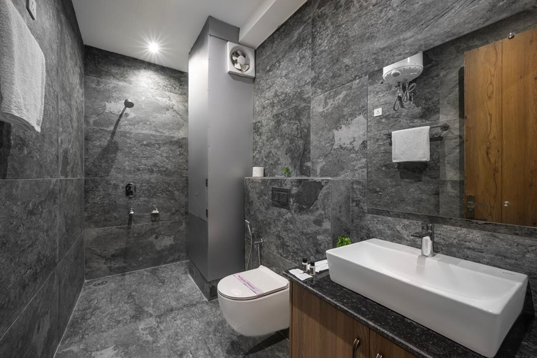 Bathroom 4, Pinecresté Kasauli, Solan