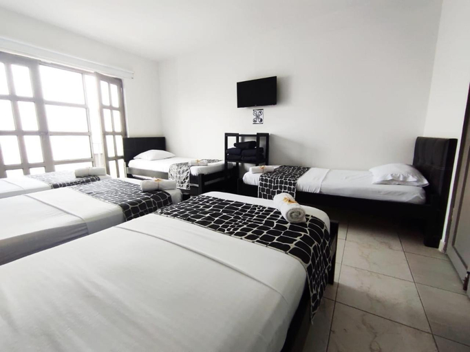 Others 4, Hotel Fermin, Santa Rosa de Cabal