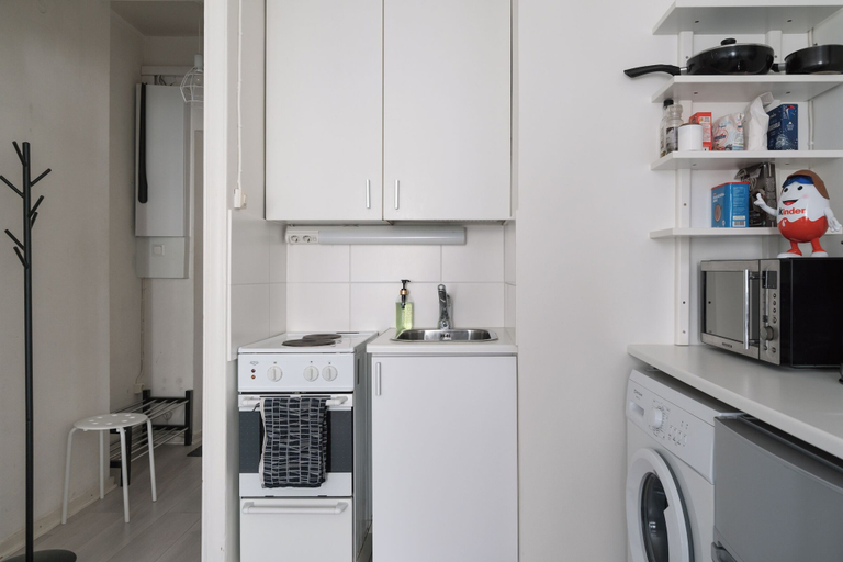 Others 5, Cozy Studio in Kamppi with Perfect Location, Uusimaa