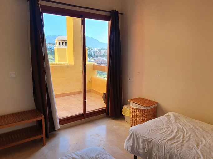 Bedroom 3, 3 Bed Penthouse - Sleeps 8 - Pool - Sea View, Málaga