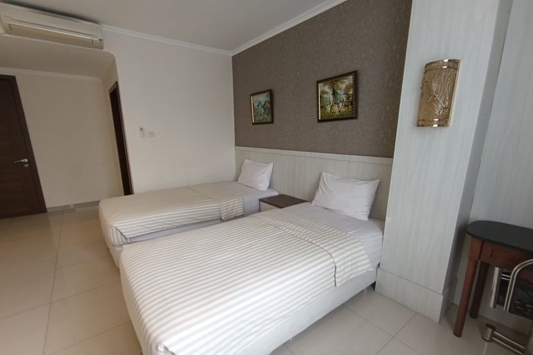 Bedroom 24