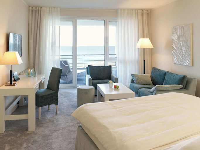 Bedroom 3, Strandhotel Dünenmeer, Vorpommern-Rügen