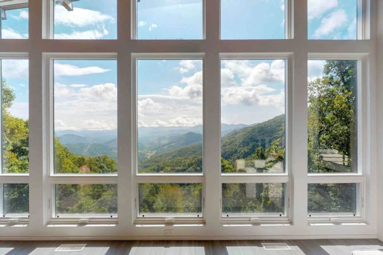 Room 5, Sky-high Luxury w Million Dollar Views, Buncombe
