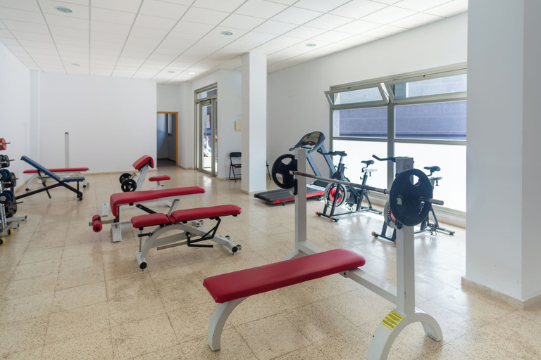 Others 5, maya bay suites, Alicante