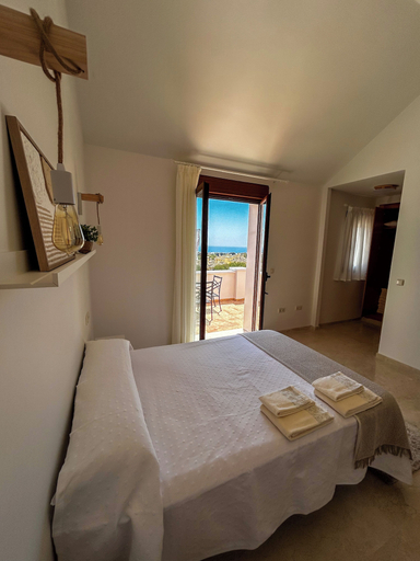 Room 5, Green Oasis Costa Casa Adosada con Vistas al Mar, Málaga
