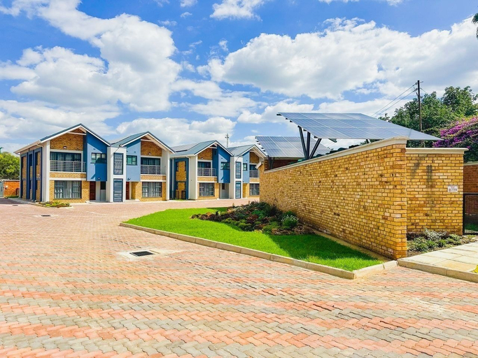 Exterior & Views 2, Liam Villas Newlands, Harare