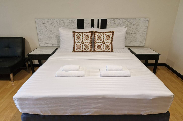 Bedroom 16
