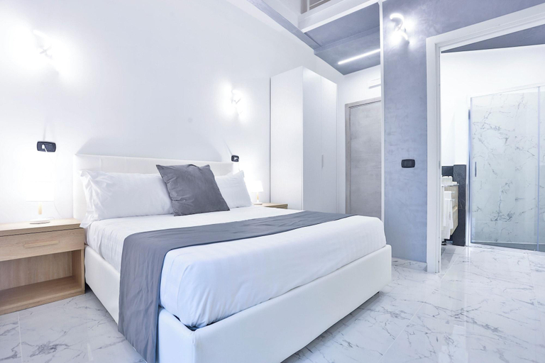 Bedroom 2, Palazzo Sant'Arcangelo, Napoli