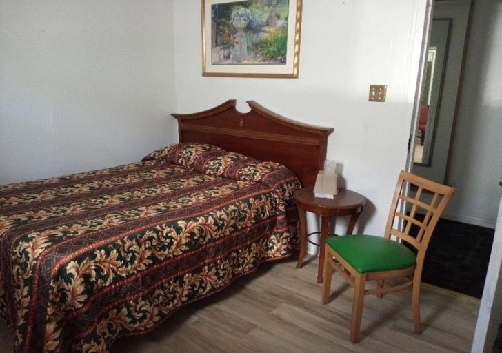 Bedroom, Empress Hotel, Orleans
