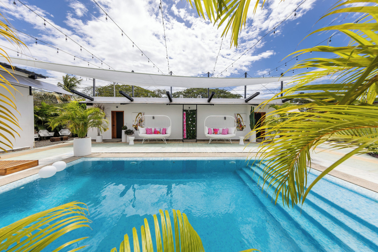Sport & Beauty 5, Wanderust Suites, Tola