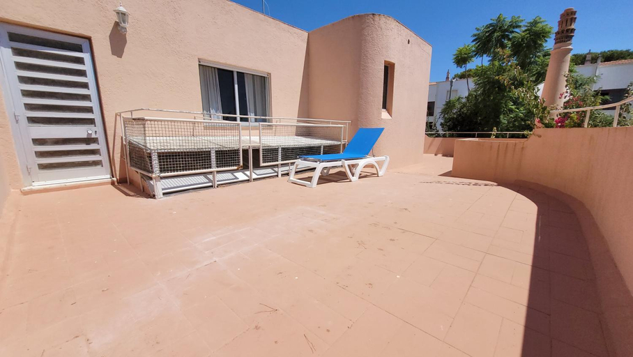 Others 3, Walking Distance to the Centre - Snooker Table - Private pool - 5 bedrooms, Loulé