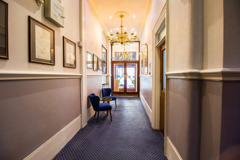 Public Area 2, London Town Hotel, London