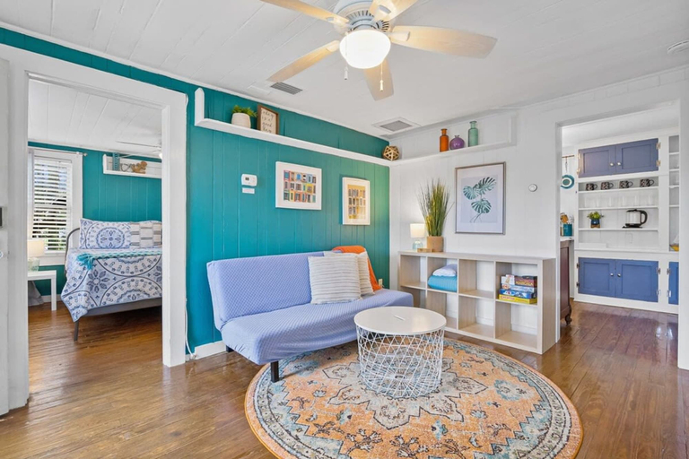 Room 4, Marvelous Mermaid Beach Bungalow Dog-friendly, Saint Johns