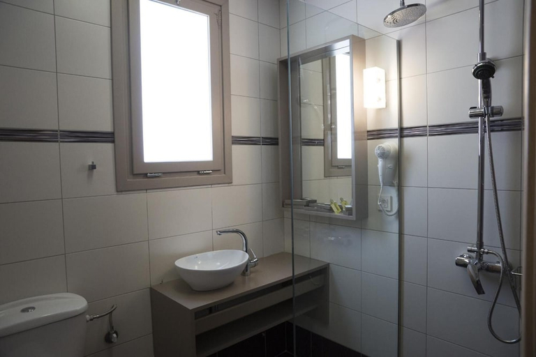 Bathroom 3, Elia Potie Studios, Crete