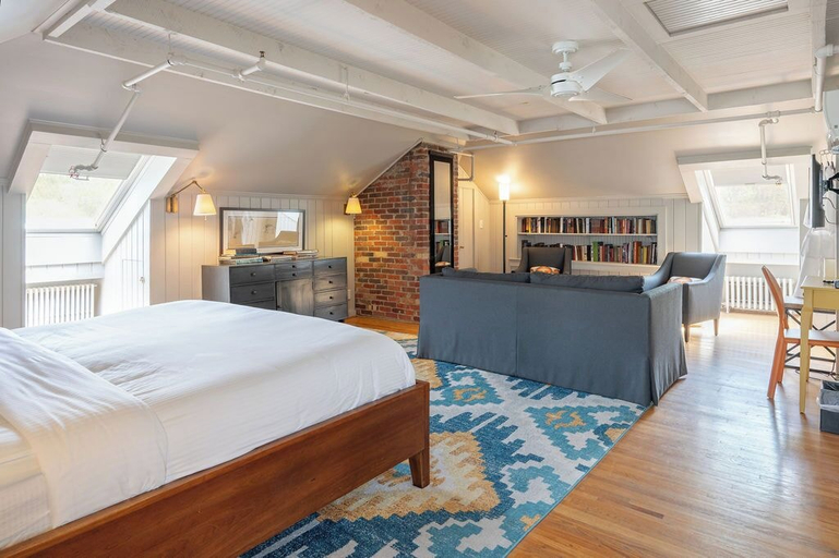 Bedroom 3, Oakhurst Inn at the University, Charlottesville