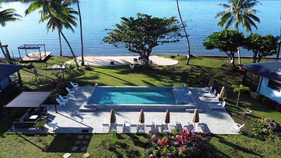 Sport & Beauty 2, Sublime Tahiti Beach Retreat