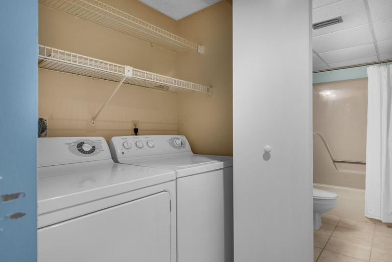 Bathroom 3, Edgewater Tower 2-307, Bay