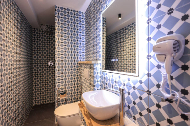 Room 2, Grandstay Studios 107, Durrësit
