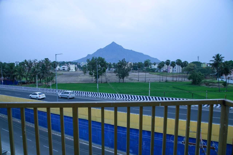 Others 5, LEAF HOTEL, Tiruvannamalai