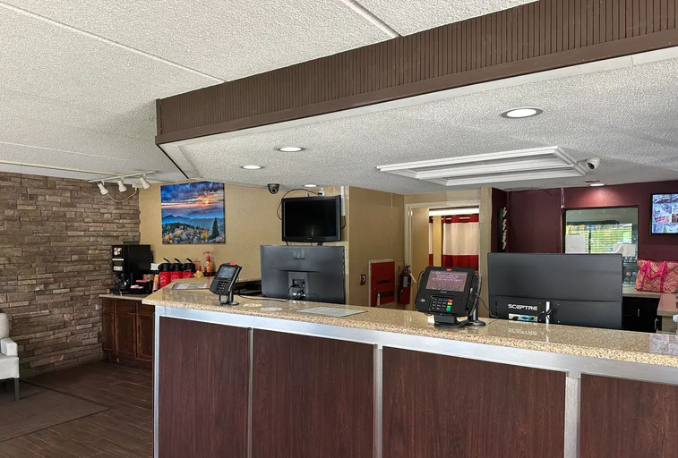 Public Area 2, Econo Lodge Hickory, Catawba