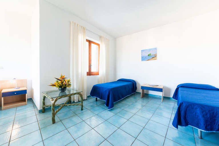 Others 5, B&B Verde, Napoli