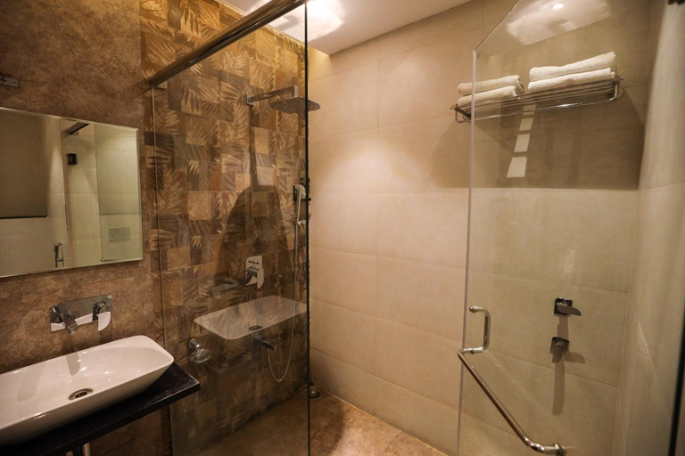 Bathroom 4, Hotel Atithi, Aurangabad