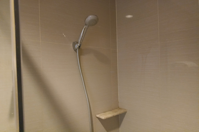 Bathroom 27
