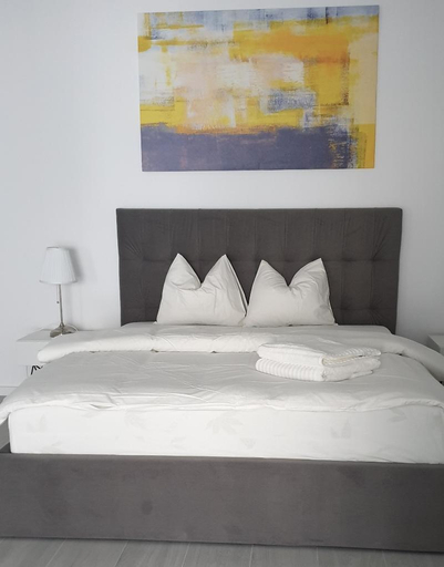 Bedroom 2, Maritimo Luxury ApartHotel, Constanta
