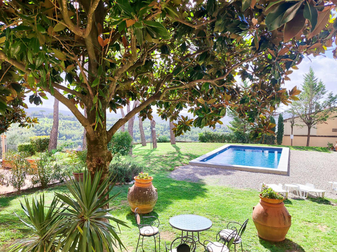Sport & Beauty 2, Villa Il Fedino, Florence