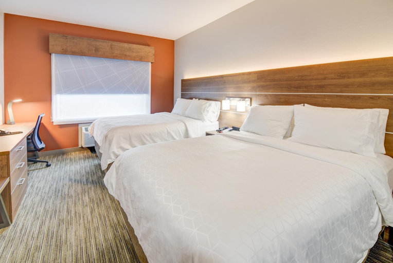 Bedroom 3, Holiday Inn Express Hotel & Suites Foley By IHG, Baldwin