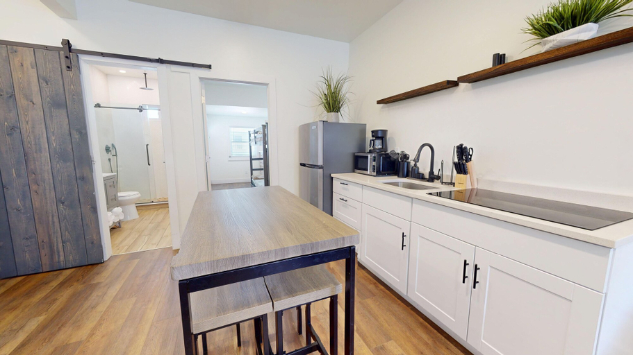 Dining Room 29