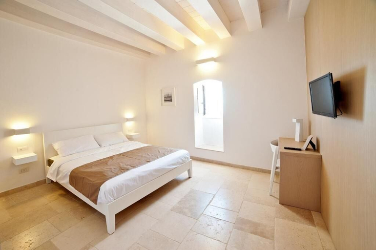Bedroom 5, MoMa Molfetta Mare, Bari