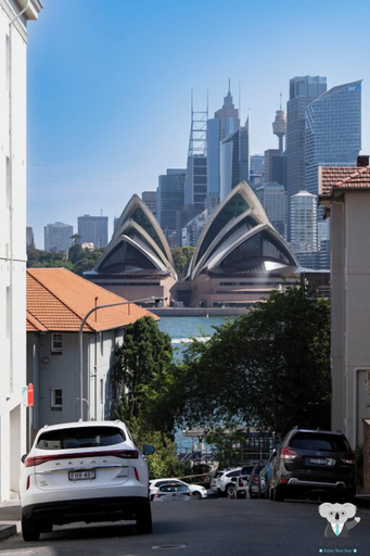 Exterior & Views 3, Kozyguru | Kirribilli | Opera House View 2 Bed Apt, Sydney